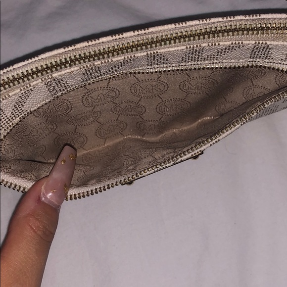 Michael Kors handbag - Picture 3 of 4